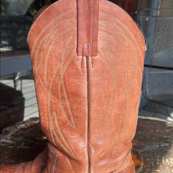 FRYE Classic Cognac Leather Cowgirl/Cowboy Boots - Picture 7 of 7